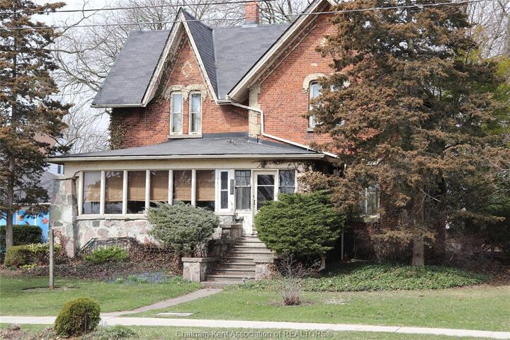 Property Photo: 171 Talbot Street West ON N0P 1A0