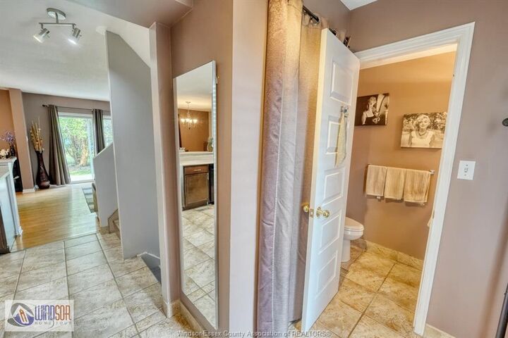 Property Photo: 1277 Cardinal Crescent ON N8N 4V1