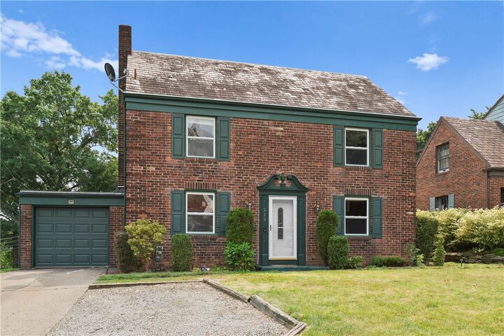 Property Photo: 213 Caryl Dr PA 15236