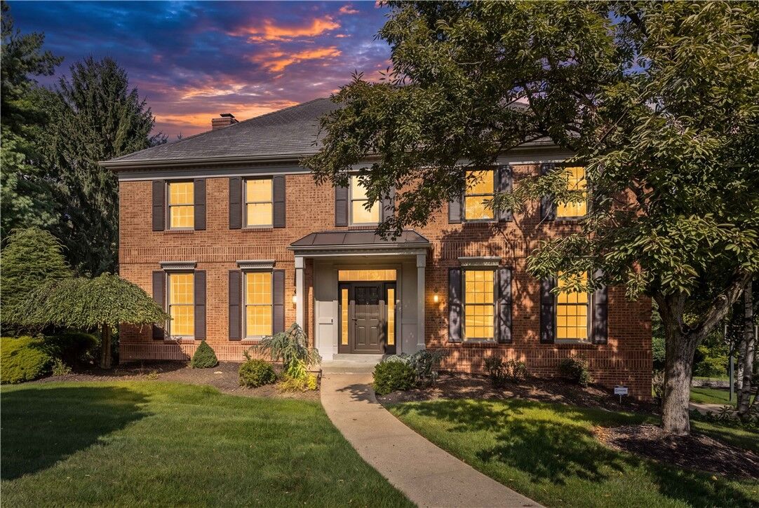 Property Photo:  1689 Sturbridge Dr  PA 15143 