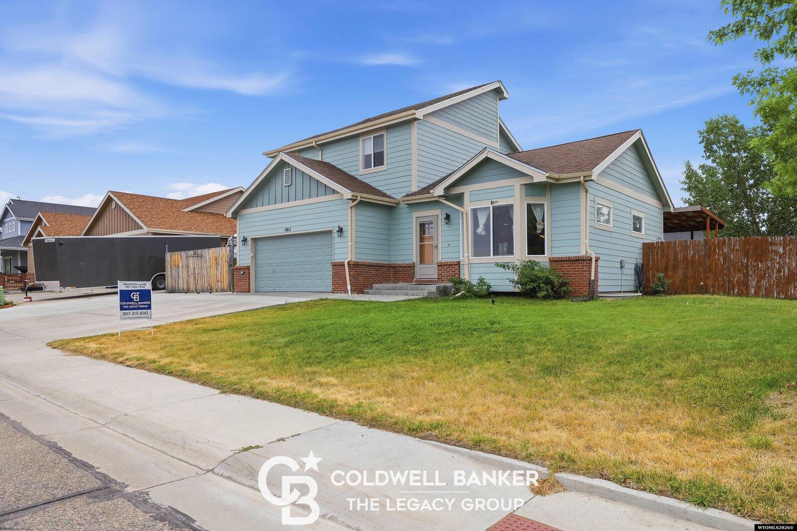 Property Photo: 1611 E 25th WY 82601