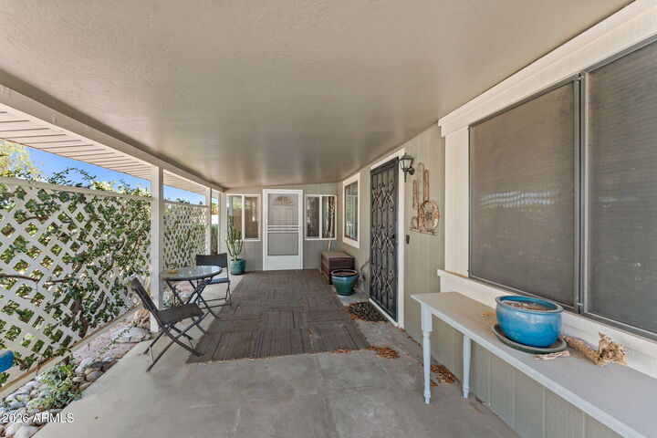 Property Photo:  680 W Smoketree Street  AZ 85390 