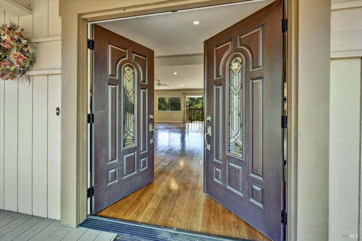 Property Photo: 68 Rockrose Way CA 94945