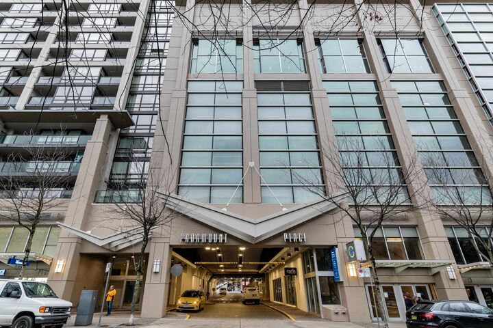 Property Photo:  938 Smithe Street 2117  BC V6Z 3H8 