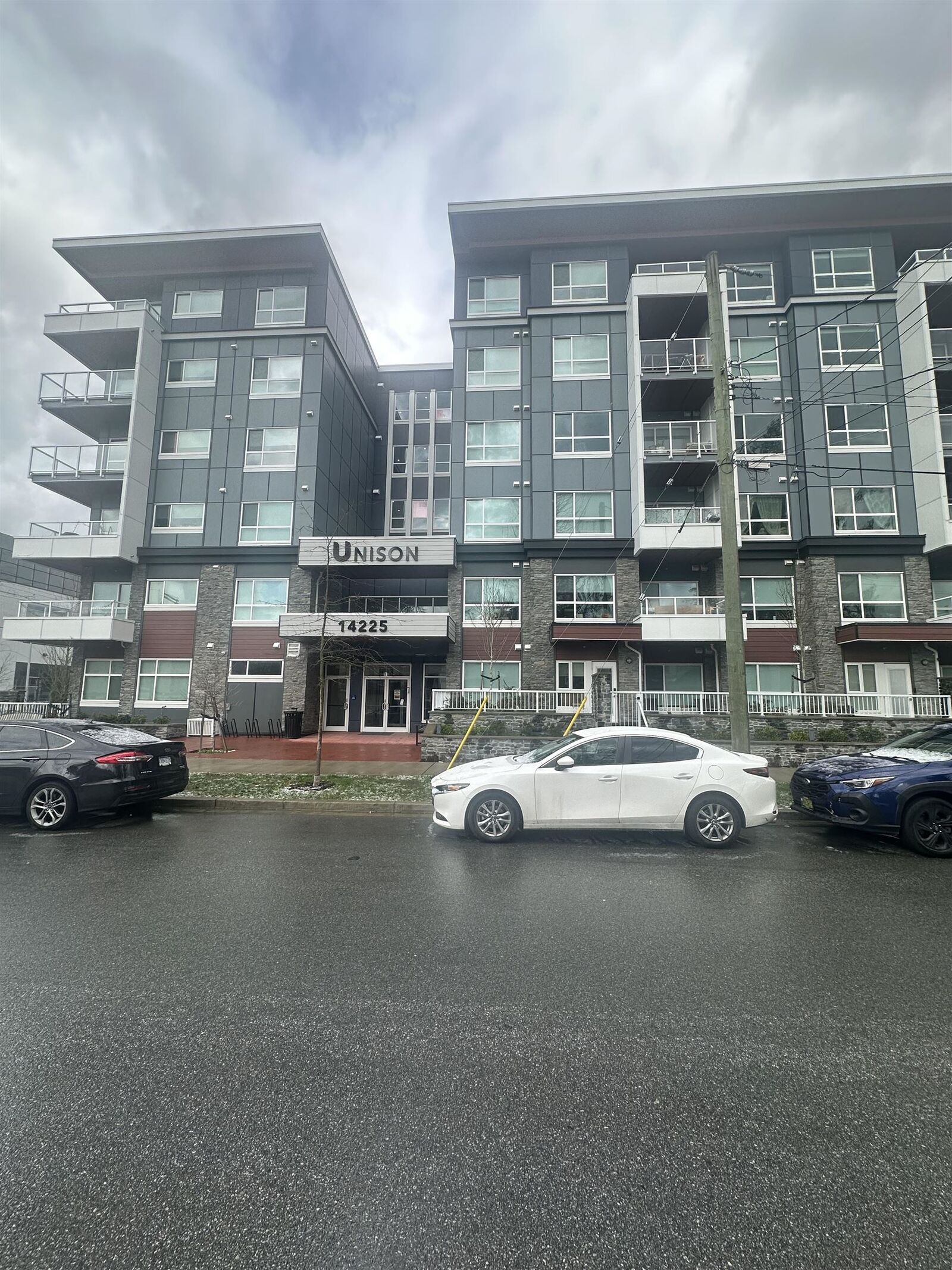 Property Photo: 14225 103A Avenue 307 BC V3T 0T4