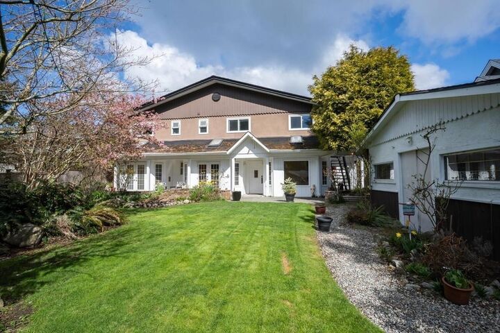 Property Photo:  5368 1A Avenue Upper Suite  BC V4M 1C5 