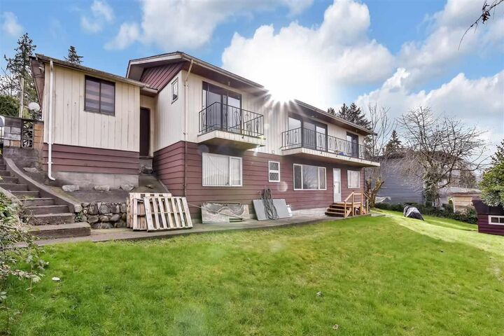 Property Photo: 12031 101 Avenue BC V3V 2Z2