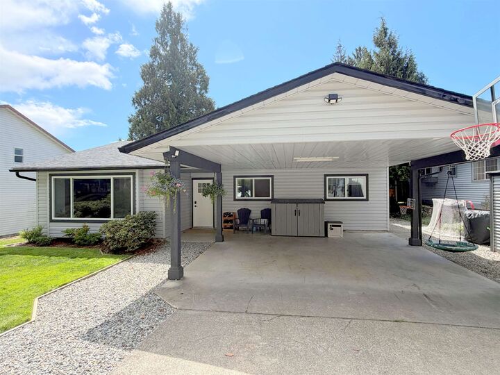 Property Photo: 813 O'Shea Road BC V0N 1V8