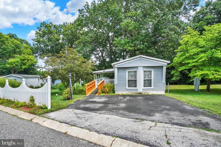 Property Photo:  14 Cedar Street  PA 17345 