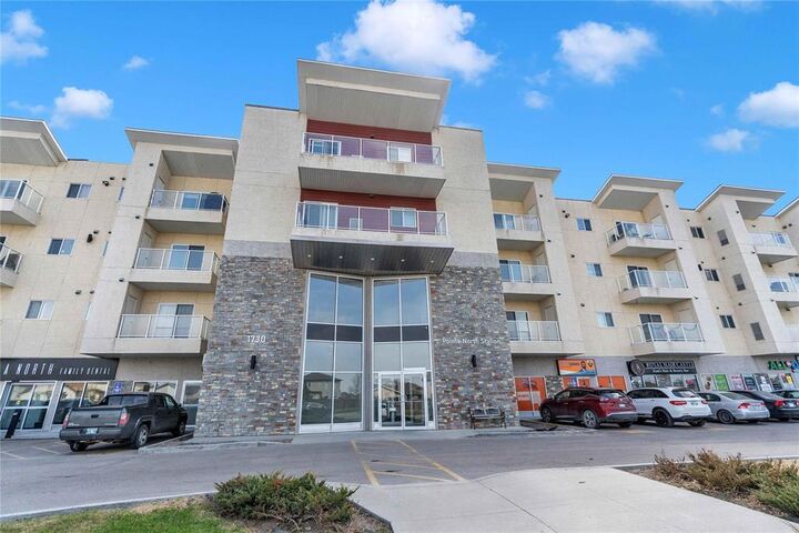 Property Photo: 1730 Leila Avenue MB R2P 1Z1