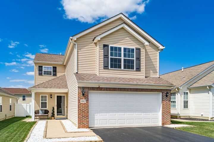 Property Photo:  6862 Riding Trail Drive  OH 43110 