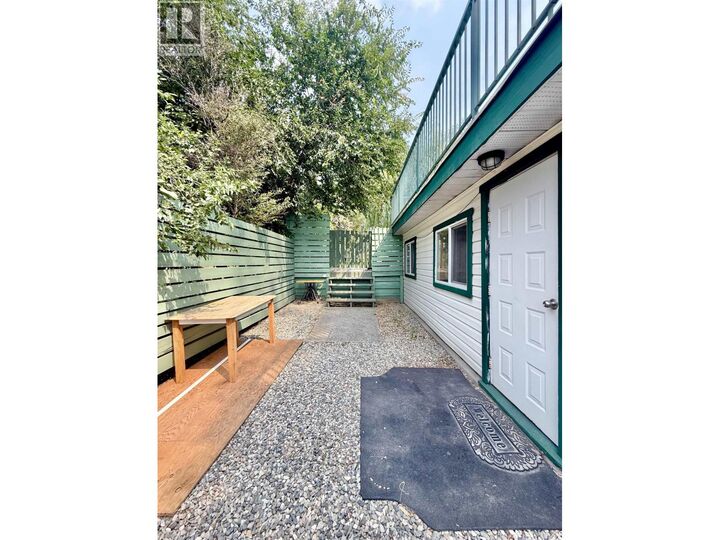 Property Photo:  536 Barnard Street  BC V2G 1G4 