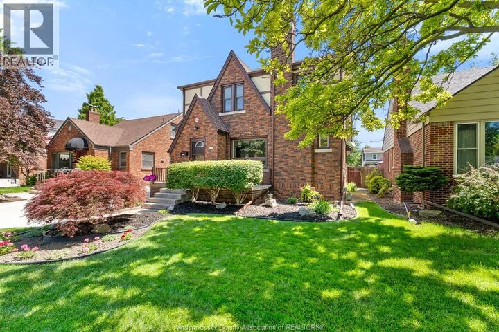 Property Photo: 2226 Gladstone Avenue ON N8W 2N7