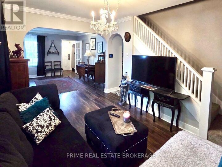 Property Photo: 586 Cheapside Street ON N5Y 3X8