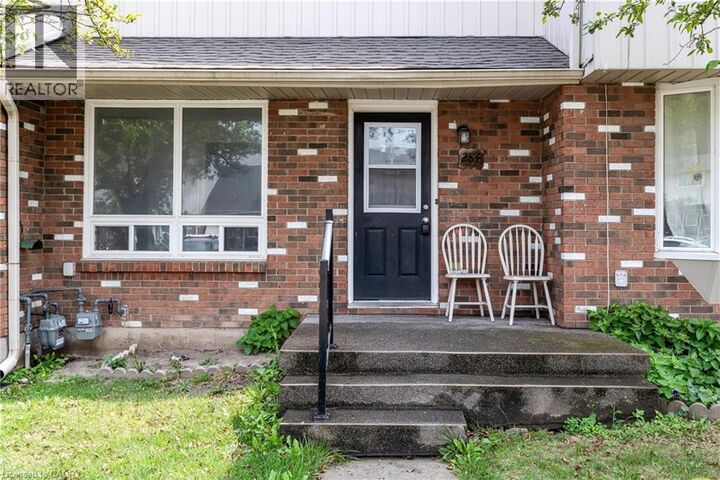 Property Photo: 100 Brownleigh Avenue 284 ON L3B 5V8