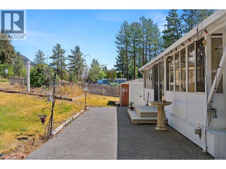 Property Photo:  2275 Castillou Crescent  BC V1K 1H7 