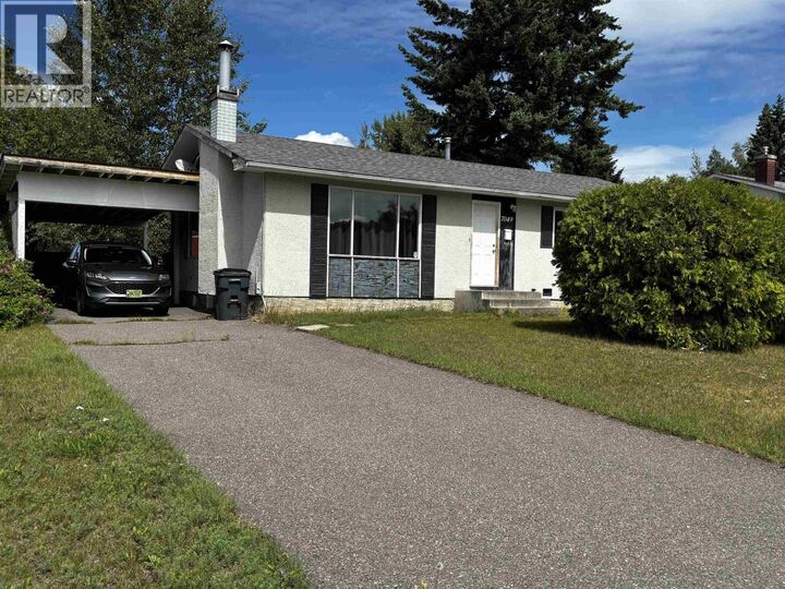 7049 Harvard Crescent — photo 1