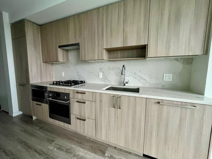 13350 Central Avenue 806 — photo 1