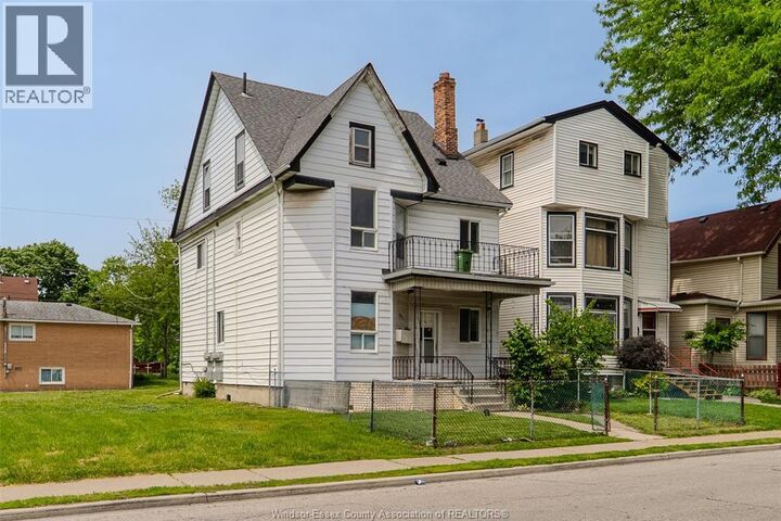 Property Photo:  533 Church Street  ON N9A 4T2 