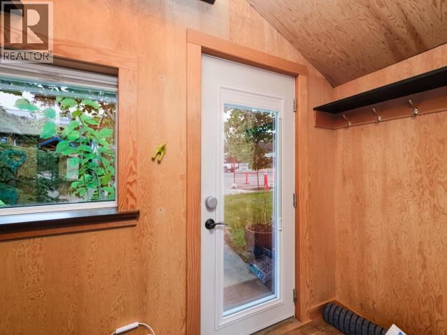 Property Photo:  606 Ogilvie Street  YT Y1A 2S8 