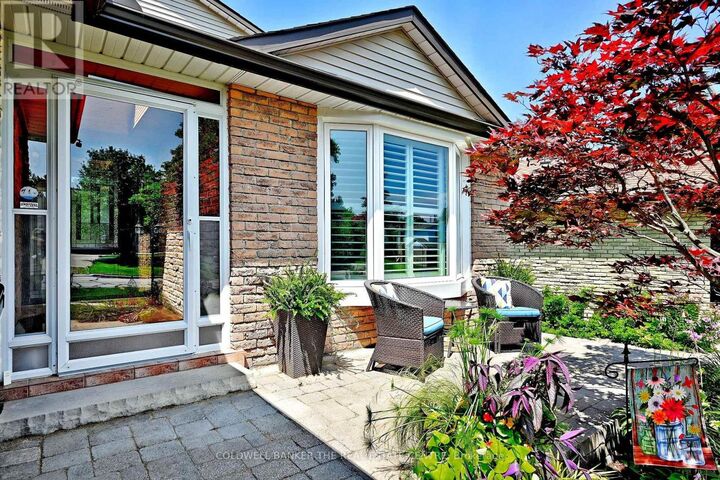 Property Photo: 134 Huron Heights Drive ON L3Y 6N3