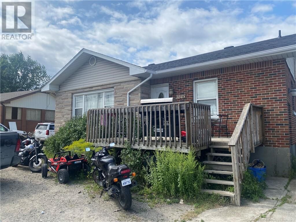 Property Photo:  3045 Falconbridge Highway Unit# Main Floor  ON P3L 1J4 