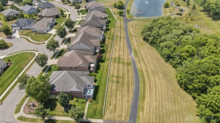 Property Photo:  1425 Audubon Lane  OH 45385 