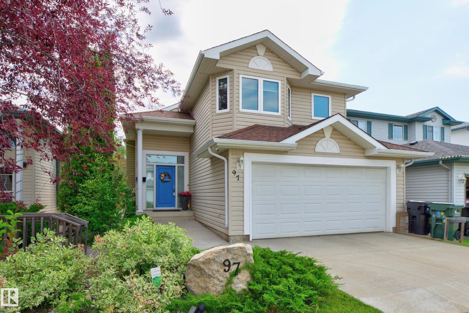 Property Photo:  97 Foxboro Way  AB T8A 6B5 
