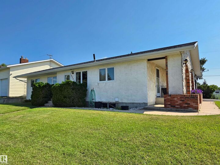 Property Photo:  5201 54 Street  AB T0A 1A0 