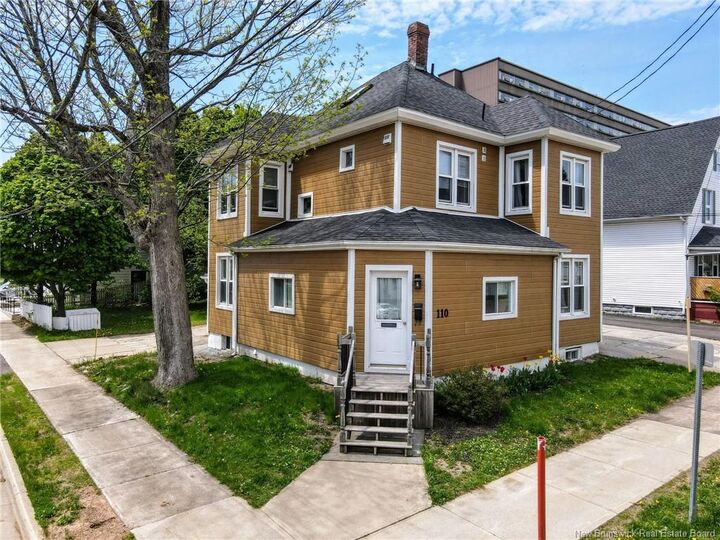 110 Cornhill — photo 1