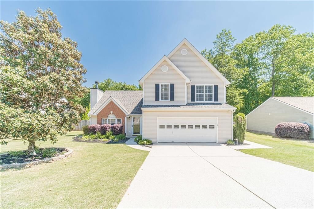 Property Photo: 1365 Heatherton Road GA 30019