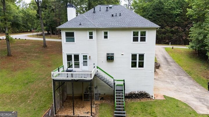 Property Photo: 105 Stafford Court GA 30215