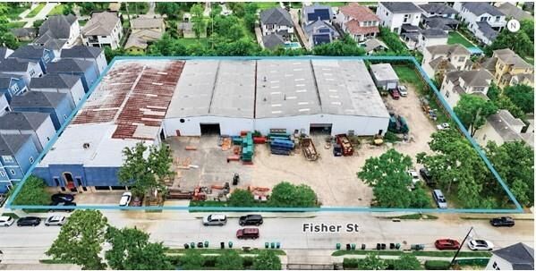 Property Photo:  944 Fisher Street  TX 77018 