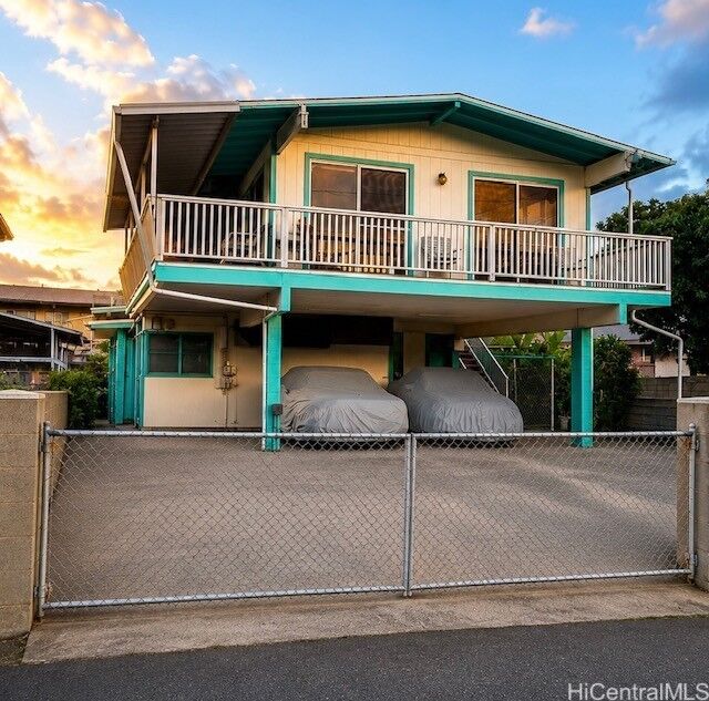 Property Photo:  1653 Gulick Avenue  HI 96819 
