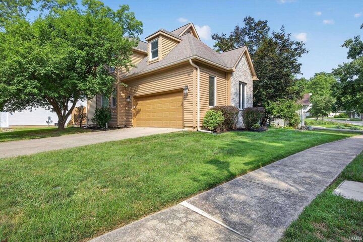 Property Photo: 1048 E Chris Lane IN 47401