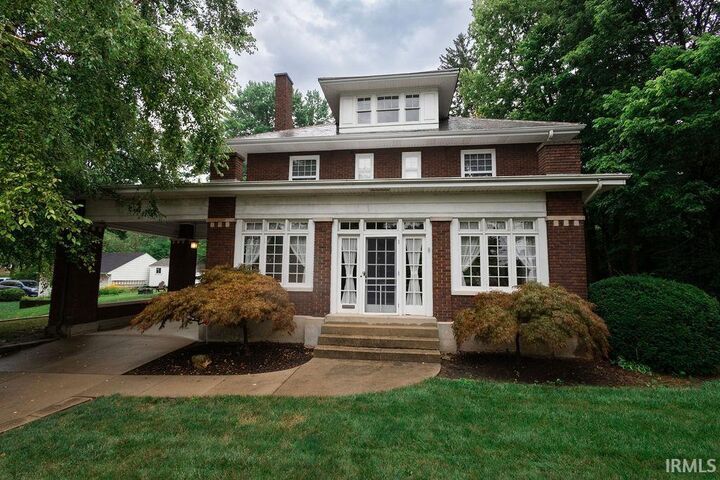 Property Photo:  311 S 16th Street  IN 47374 
