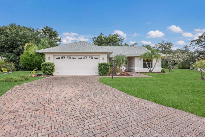 Property Photo: 4413 74th Avenue E FL 34243