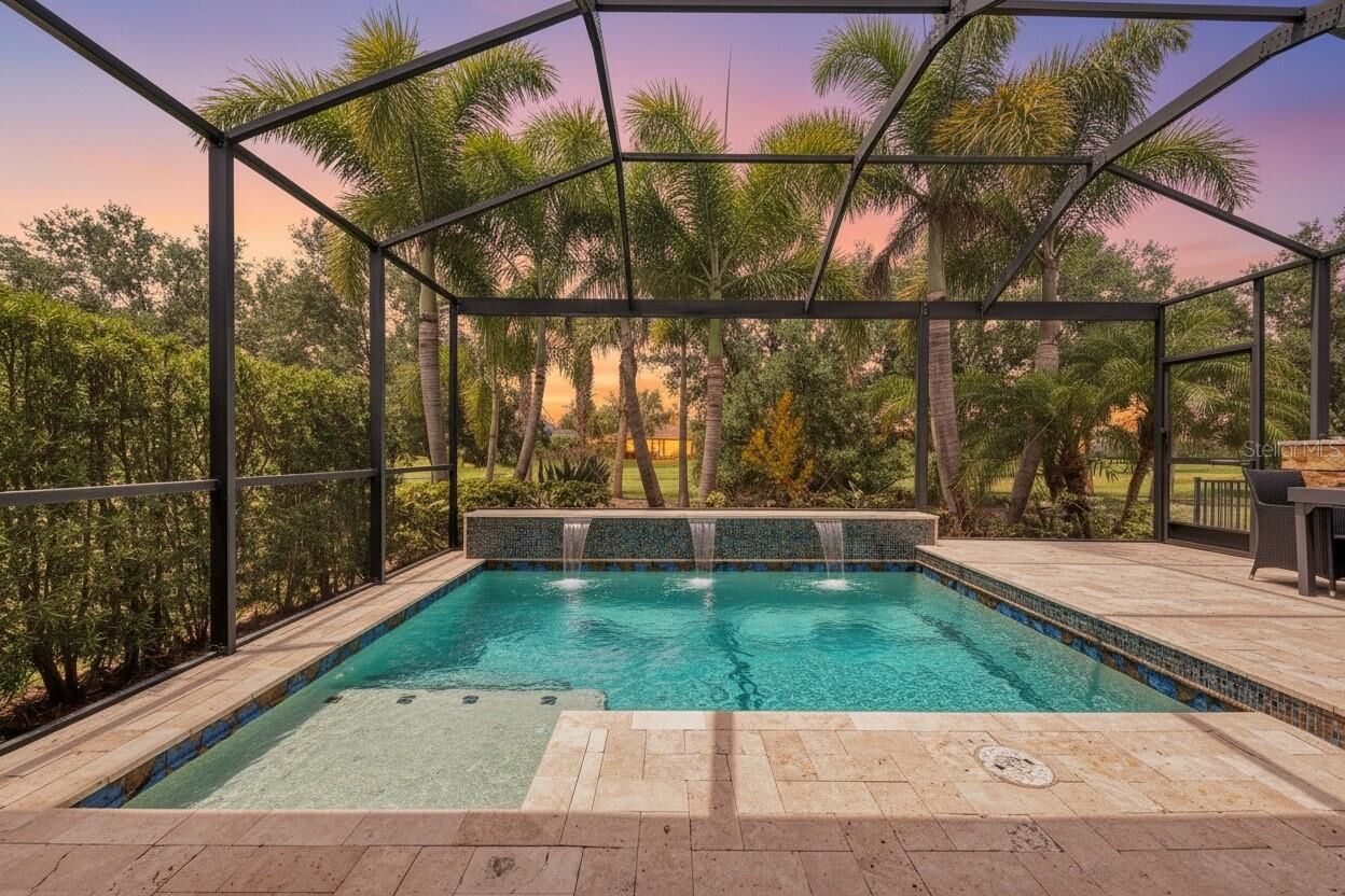 Property Photo:  8467 Nandina Drive  FL 34240 