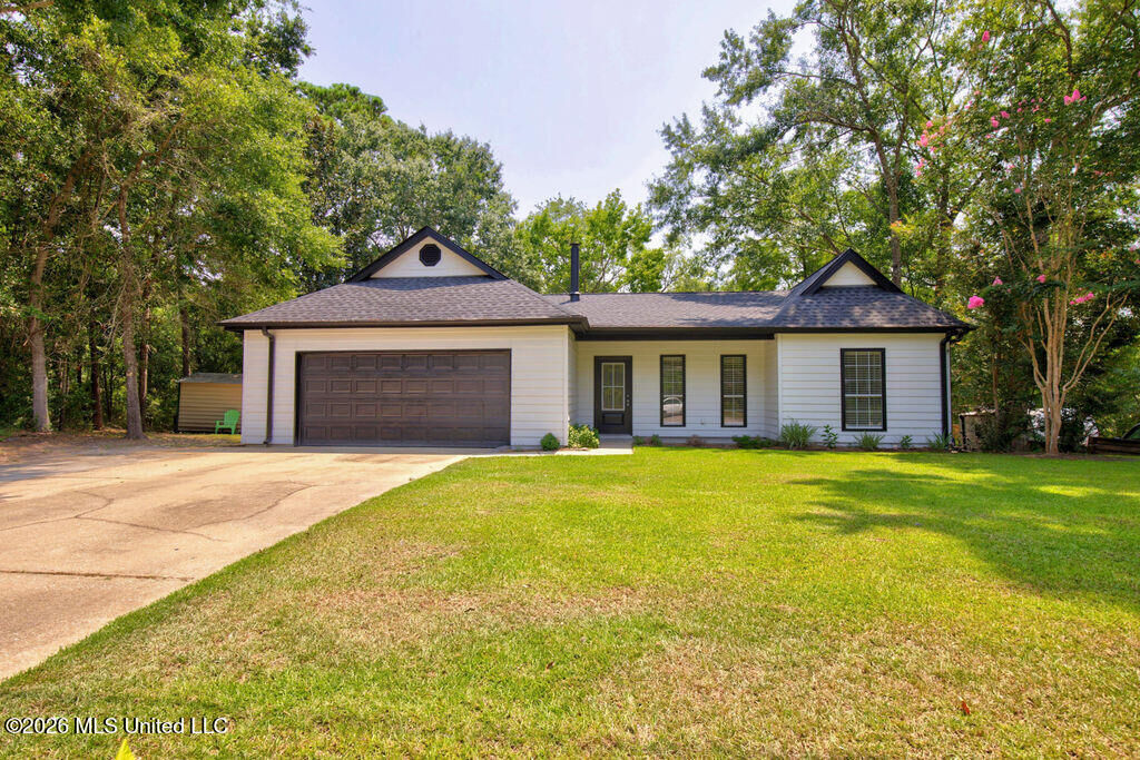 Property Photo:  1528 Barracuda Drive  MS 39553 