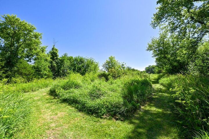 Property Photo: 150 W Rusco Dr WI 53095