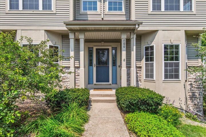 Property Photo:  700 Creekwood Dr  WI 53095 
