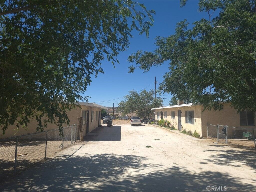 Property Photo: 29159 US Highway 58 CA 92311