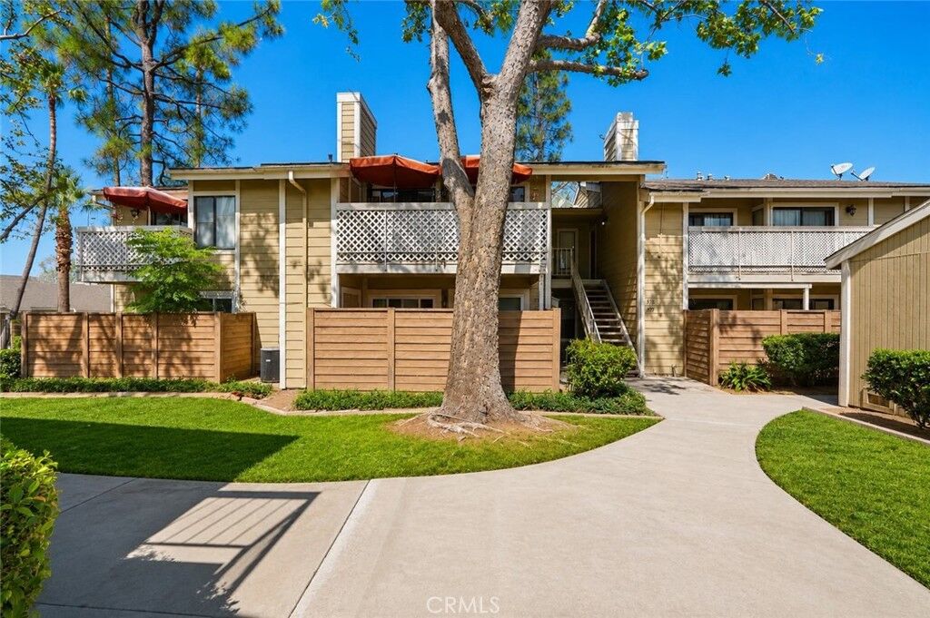 Property Photo: 578 Derby CA 91773