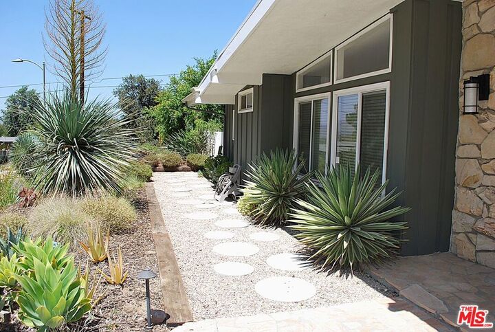 Property Photo:  4228 Manson Avenue  CA 91364 