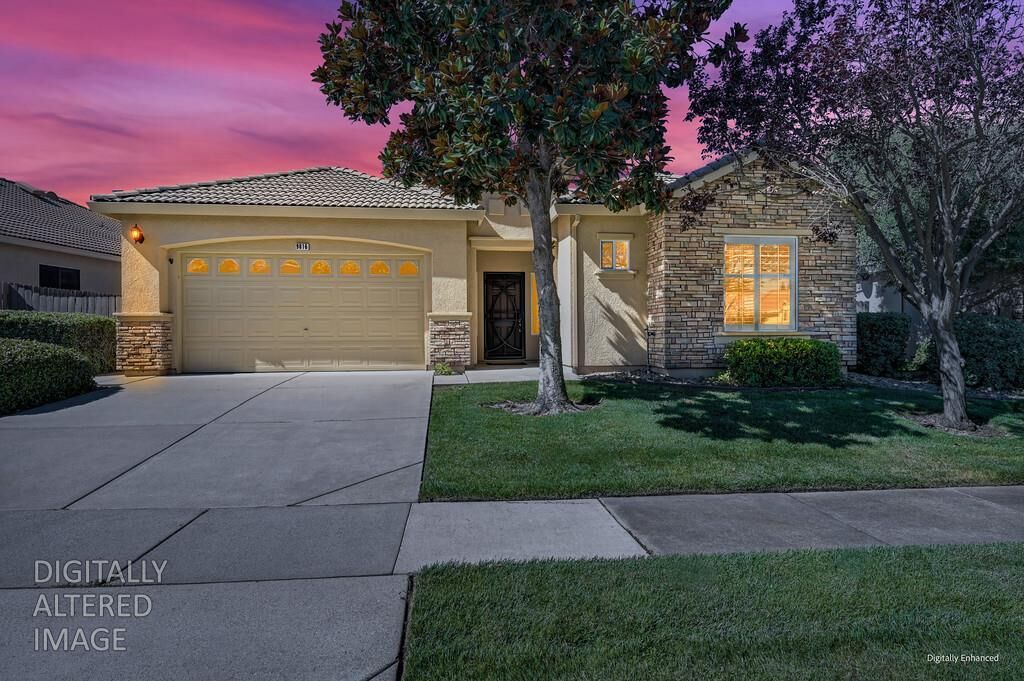 Property Photo: 9016 Fallsmont Drive CA 95762