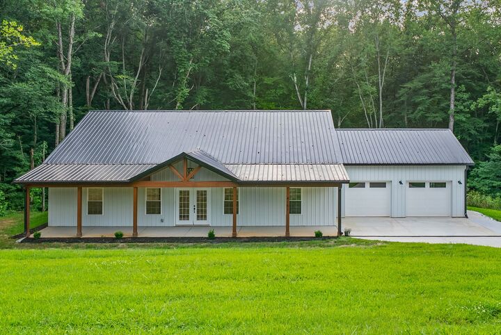 Property Photo: 4151 Southside Rd TN 37171