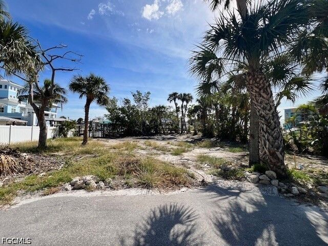 Property Photo: 126 Palermo Circle FL 33931