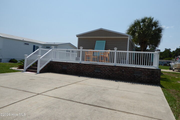 Property Photo: 419 Snow Goose Lane NC 28570