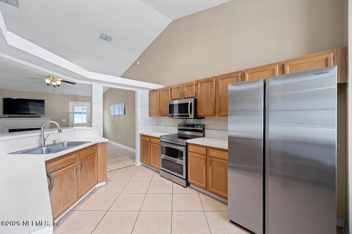 Property Photo:  3338 Guernsey Court  FL 32226 