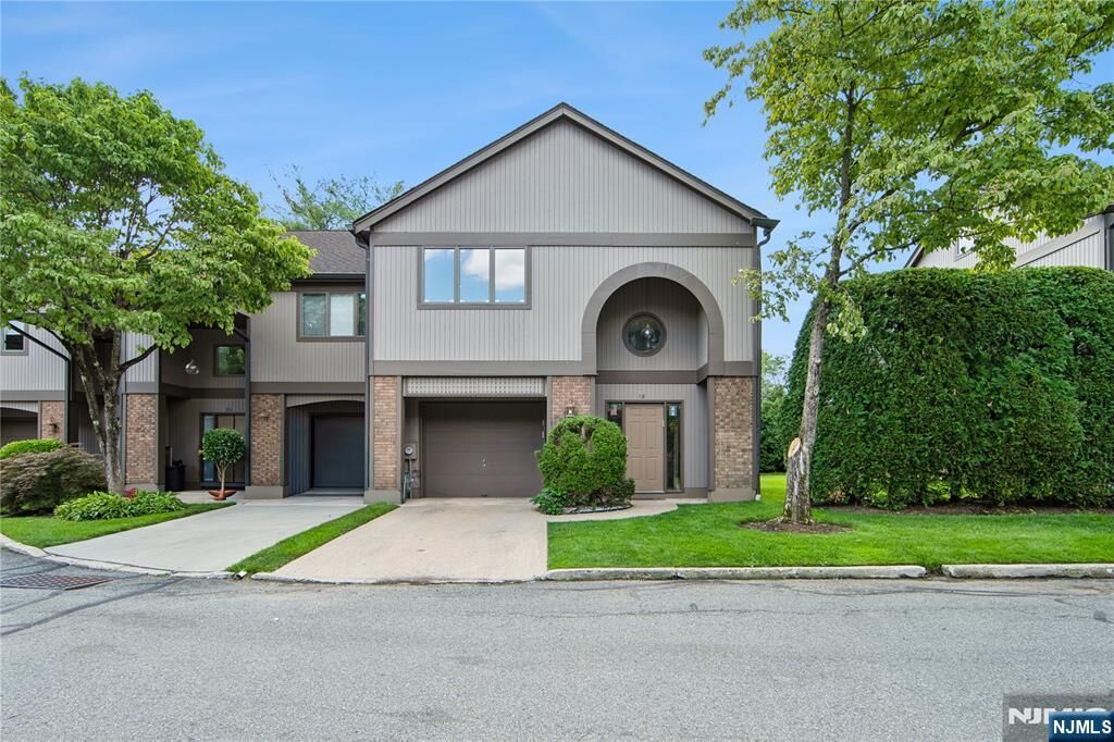 Property Photo:  18 Maltese Drive  NJ 07410 
